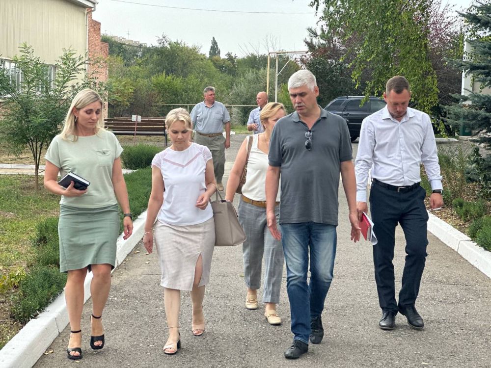 В ЛНР планируется реконструкция ряда учреждений соцобслуживания, сообщили в Министерстве труда и социальной политики ЛНР