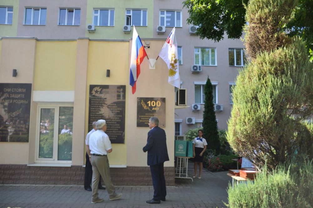 ���� 100-������ ������ �������� ���������� ����������� �������� ������ ��������� ������������ ������ ���� ������