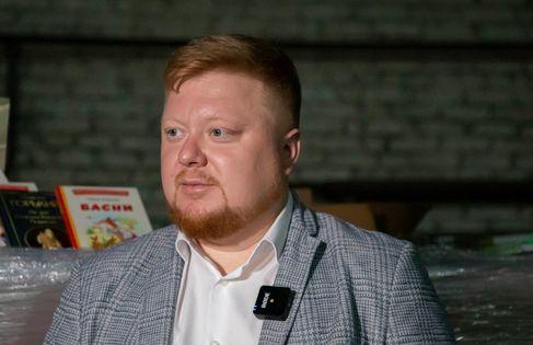 Погашение долгов по зарплате педагогам за 2014-2015 год началось в ЛНР – Минобразования