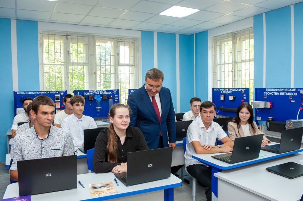 ������� ������� ��������� ��������� � �������������� ���������� ���� � ������� �������� ����