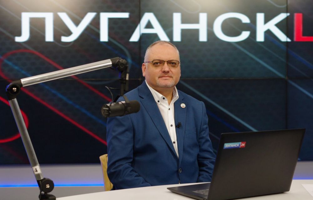 Председатель комиссии по вопросам развития культуры, образования и науки Общественной палаты ЛНР Антон Кондратенко в эфире проекта «Луганск LIVE» на телеканале «Луганск 24» заявил, что Республика готова к успешному проведению выборов