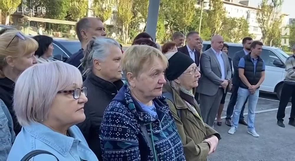 В Луганске открылось четвертое отделение МФЦ. В новом отделении многофункционального центра предоставления государственных и...