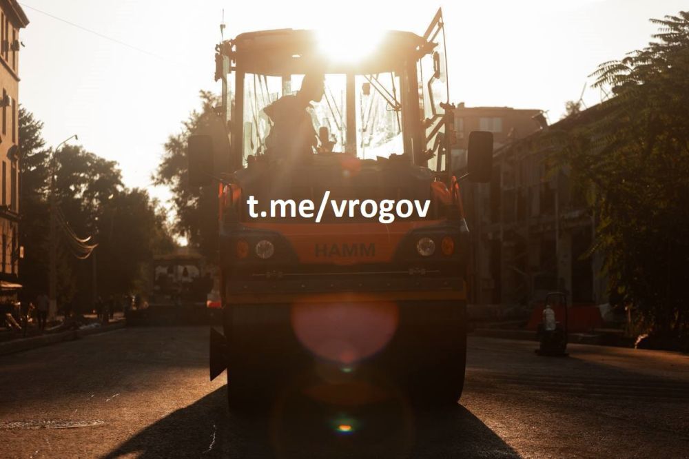 Владимир Рогов: Россия живёт дорогами. В новых регионах отремонтировано более 1350 км автодорог, 715 км из которых – в этом году, а также 18 мостов