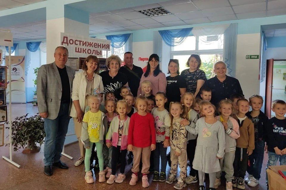 В ЛНР детям садика «Барвинок» привезли гуманитарную помощь