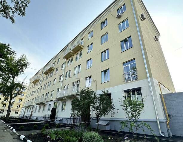 � ��� ������������� �������� ������� �������� � ����� ������������� ������������� 185 ��������������� ����� ����� �������� � 990 ���. ��. ������, �������� � �����-������ ��������