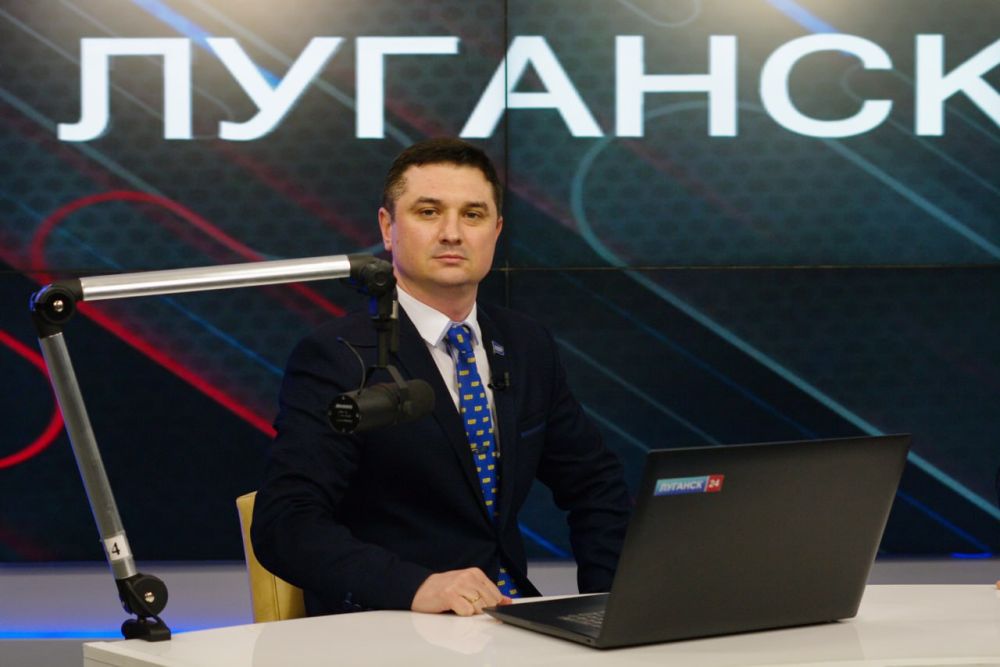 Заместитель Председателя Народного Совета ЛНР Максим Уваров в эфире проекта «Луганск LIVE» на телеканале «Луганск 24» рассказал о возможном развитии израильско-палестинского конфликта