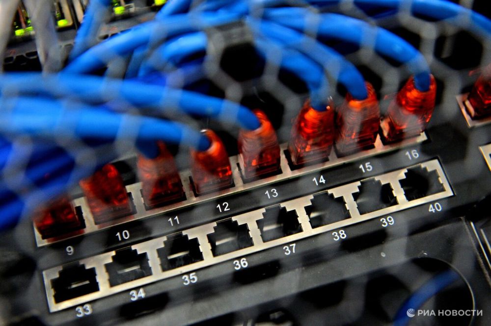 В ЛНР заработают все телефонные и интернет операторы, действующие в России