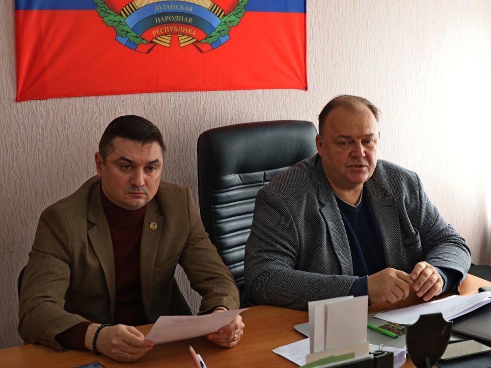 В Комитете по экономической политике, промышленности, предпринимательству, инвестициям и внешнеэкономическим связям обсудили проект закона «О промышленной политике в Луганской Народной Республике»