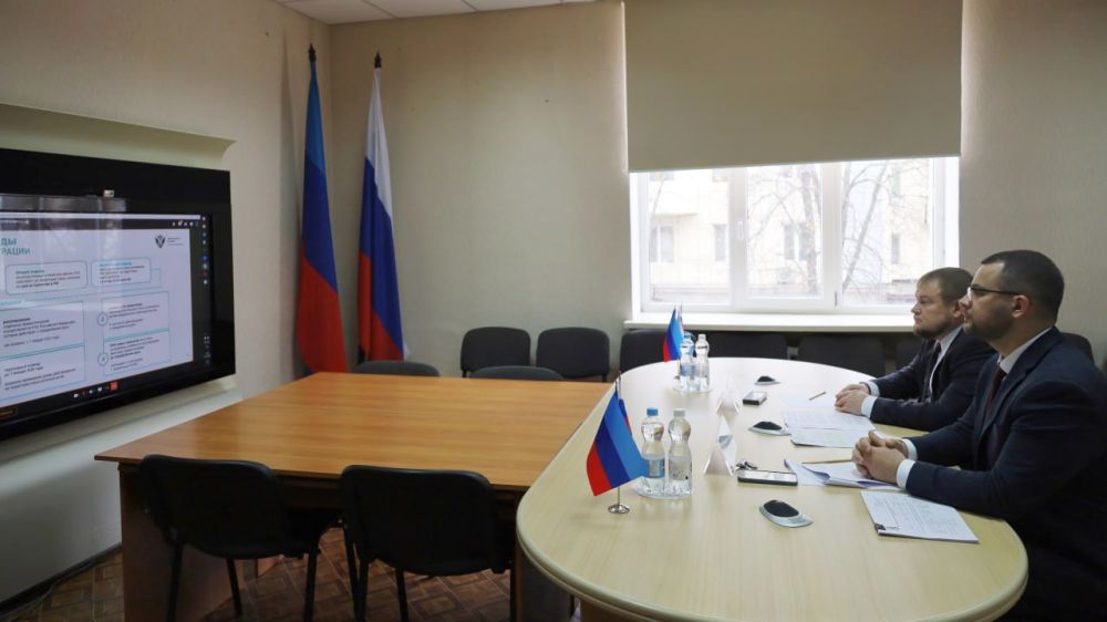 Денис Колесников и Александр Криеренко в рамках «правительственного часа» заслушали доклад министра юстиции РФ о ходе интеграции новых субъектов РФ в российское законодательное пространство