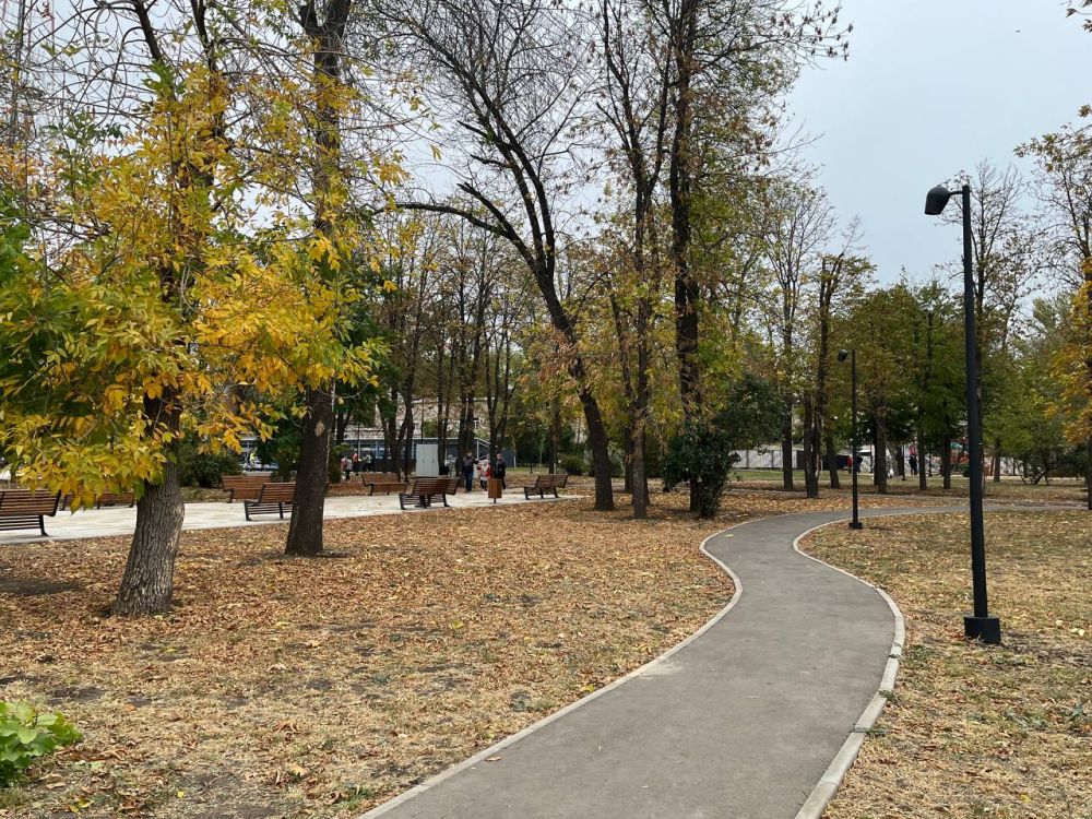 � ��� � �����������, 30 �������, ��������� �� 18 �������� �����