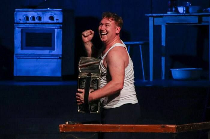 ������� ���������� �������� ������ ����� ����� ������� ������� ����������� ���������� "����" �� ����� ���������� �������������� �������� ���������� ����� ����� ����������, �������� �����-������ ��������� ��� � ����� ��������-������