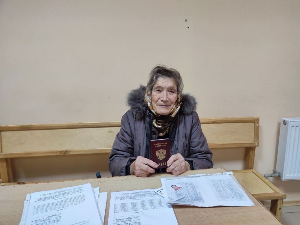 Виктор Водолацкий: Месяц назад ко мне в общественную приемную партии "Единая Россия" обратилась гражданка города Луганска, инвалид 2 группы, одинокий человек Щеголькова Клавдия Егоровна