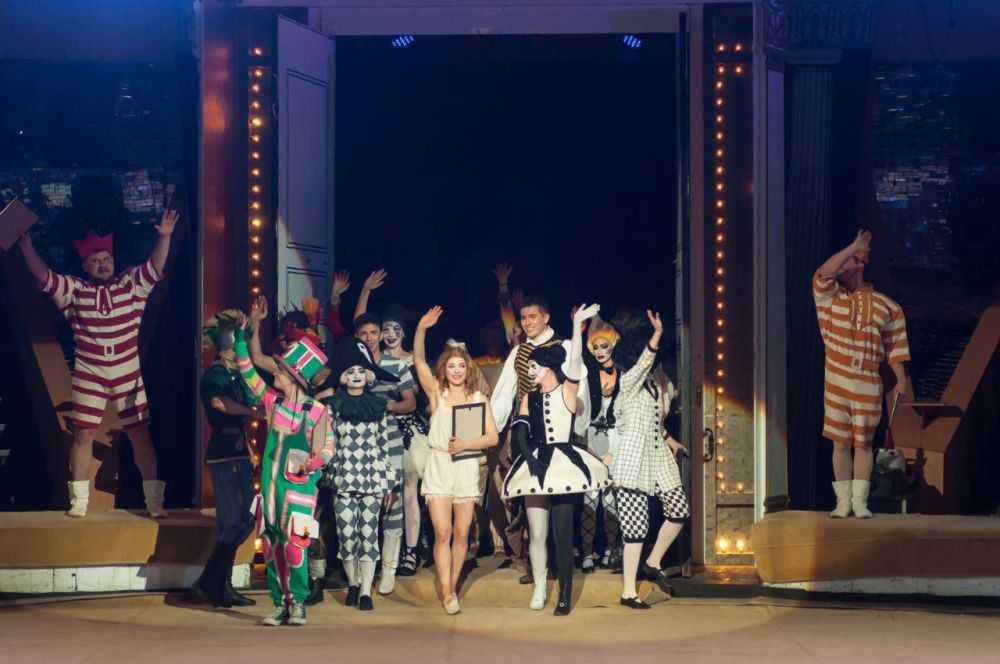 � ����������� ������� ����� ��������� � ����� ��������, �������� � ����������� ������