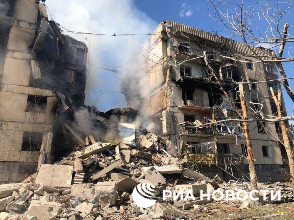 ВСУ обстреливают Кременную в ЛНР с двух направлений, заявил Мирошник