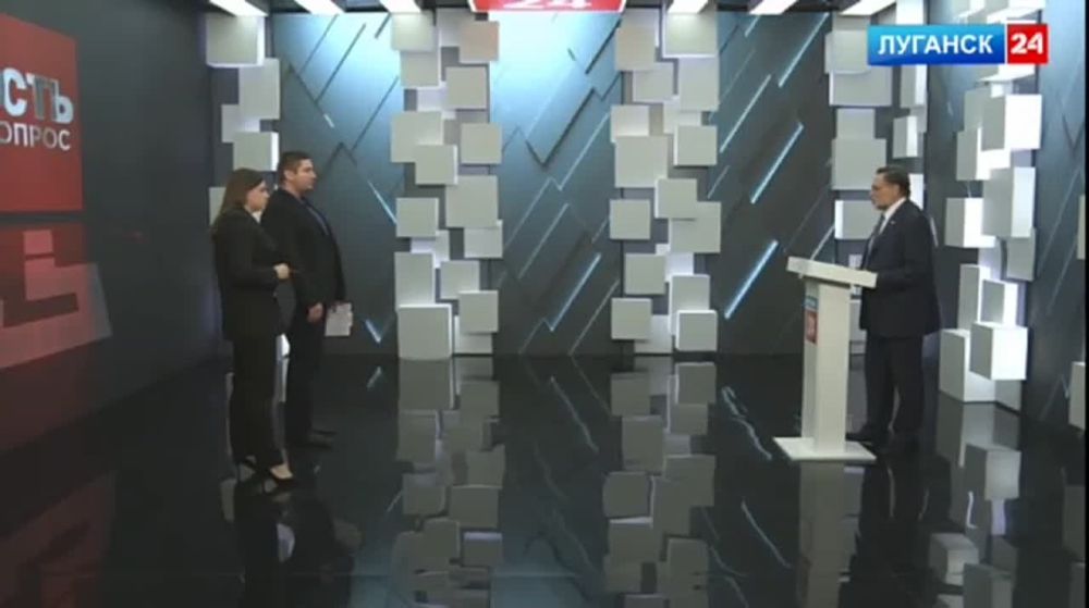 Экс-министр иностранных дел ЛНР Владислав Дейнего в эфире проекта «Есть Vопрос» на телеканале «Луганск 24» рассказал о том, как ООН утратила способность выполнять свои прямые функции