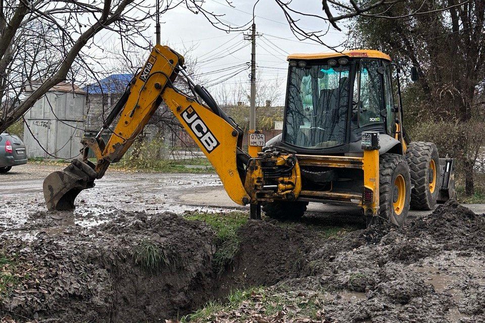 Депутаты Народного Совета ЛНР в рамках работы с обращениями граждан помогают населению в решении проблемных вопросов