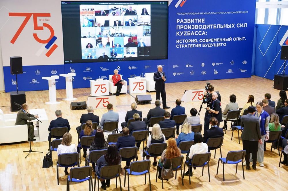 Вузы ЛНР и ДНР вошли в состав Научно-образовательного центра (НОЦ) «Кузбасс», сообщила пресс-служба губернатора Кемеровской области