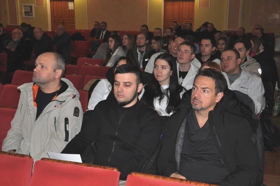 � ������ ���������� ������������ ������������ ������� ���������� ����������� �� ��������� � �������� ������������ �� ���� ��. �.�