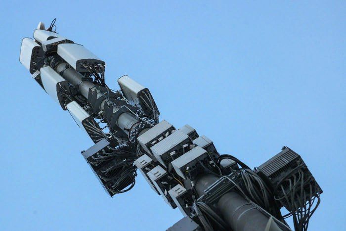 ЛНР. Министерство цифрового развития, связи и массовых коммуникаций ЛНР планирует к концу марта 2024 года более чем в два...