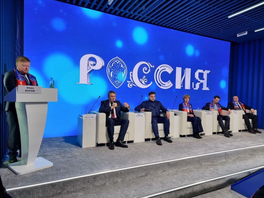 Виктор Водолацкий: В День Луганской Народной Республики на выставке «Россия» прошел расширенный совет ректоров вузов ЛНР с участием главы субъекта Л.И. Пасечника, представителей Министерства науки и высшего образования РФ