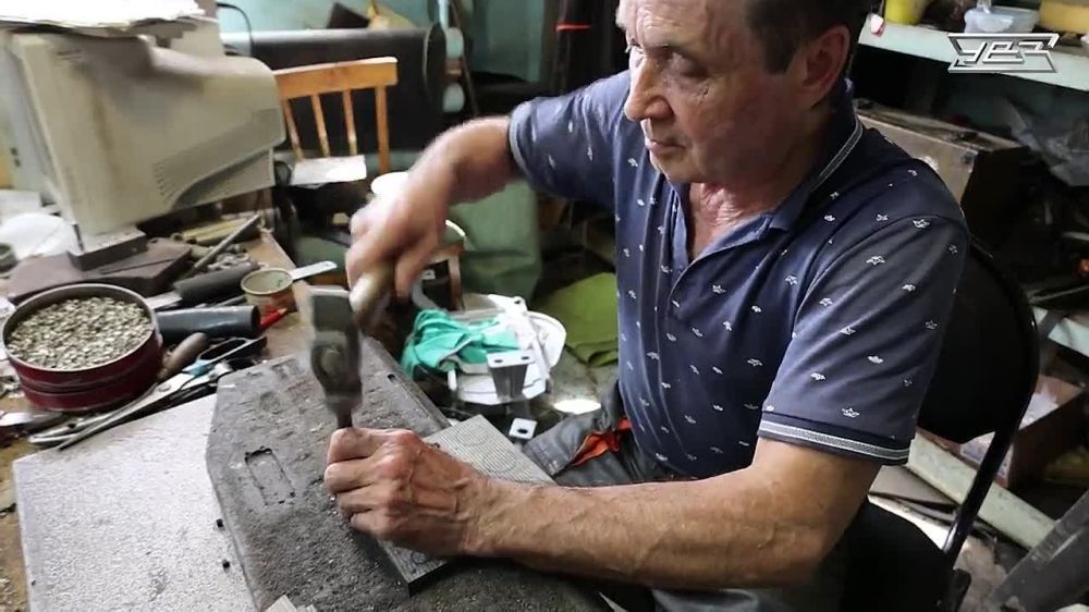 ������ ������� ����� � ������������ ������� � ����������� ��� ������ �����