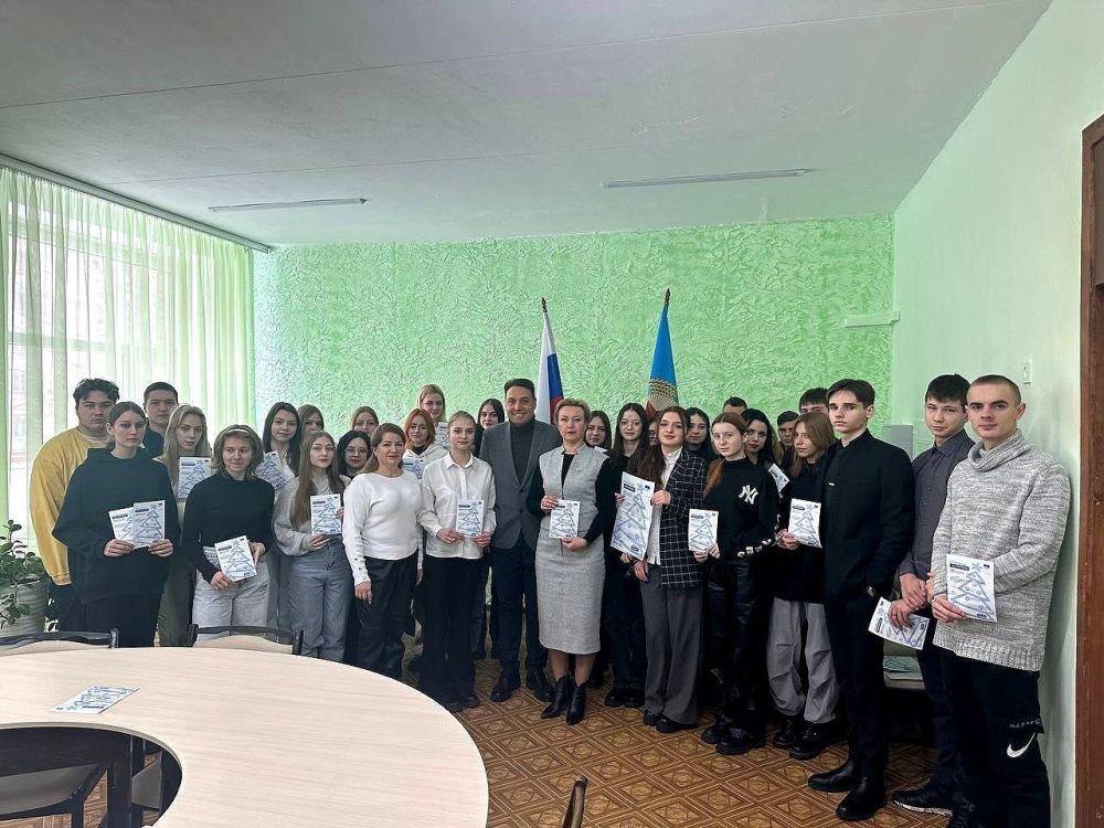 В Луганске присоединились к Всероссийской акции #ДарюТепло