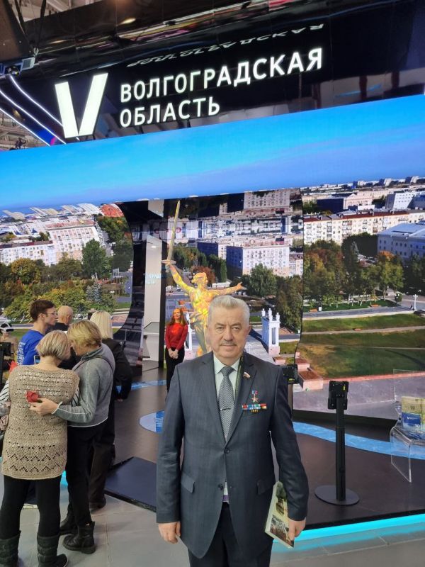 Виктор Водолацкий: На Международной выставке-форуме «Россия» прошли Дни Луганской Народной Республики, Республики Калмыкия, Волгоградской области и сегодня – Ростовской области