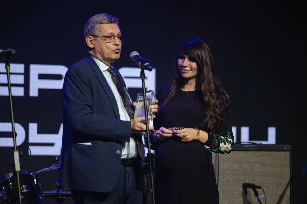 ����� ������� ������ ��������� ������ ������ �������, ���������� ����� ������ ���� � ��������� ����� ������� ����������