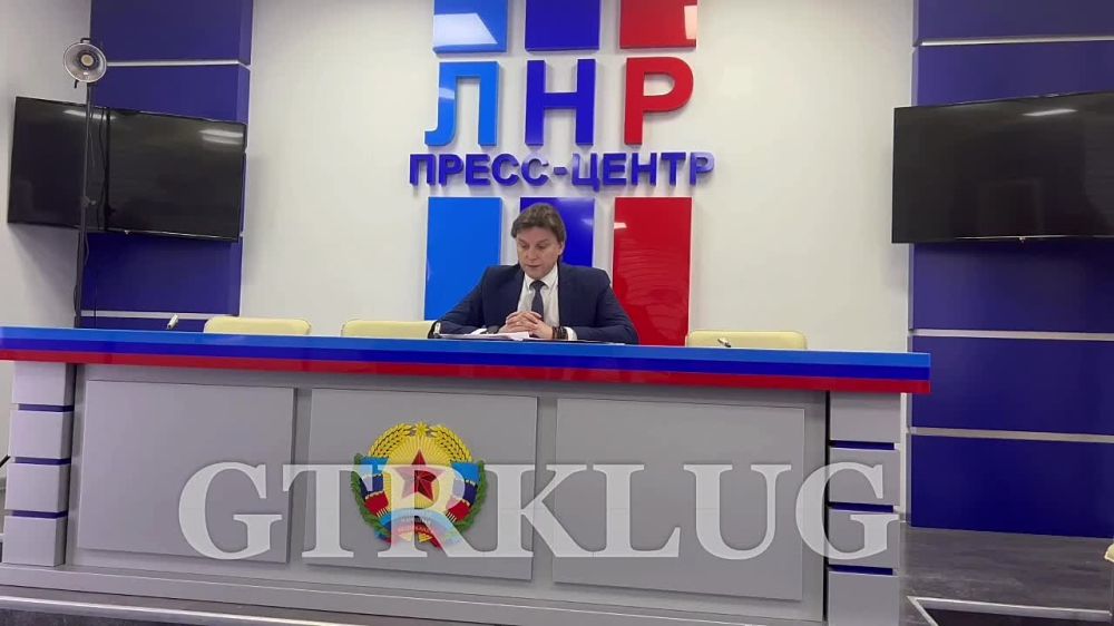 Аграриям Республики удалось увеличить посевную площадь на сто тысяч гектаров, сообщил министр сельского хозяйства ЛНР Евгений Сорокин на брифинге, посвященному итогам года в этой сфере