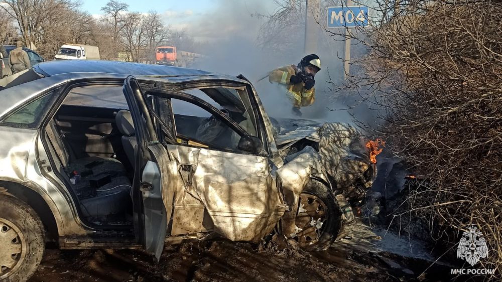 26 ������� � 13:26 �� ����� 101 �. �������� ��������� ��������� � ������������ 2-� �������� ����������� (Audi A4 � Lada Vesta) �� ������ �������-��������, � ���������� ����, ��������� ���������� ������ � ����������, ��������� ������ ����������