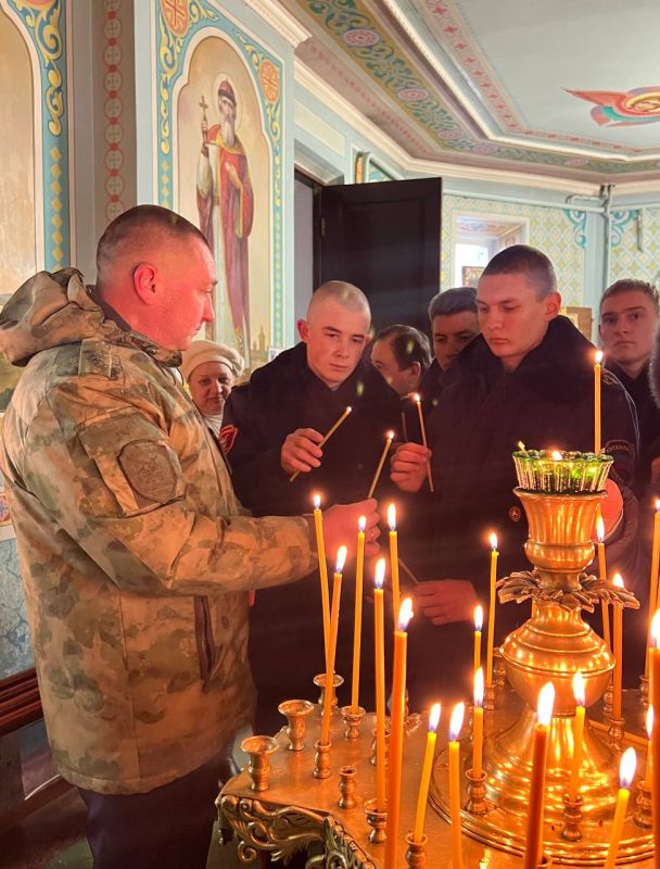 Виктор Водолацкий: 19 января администрация и кадеты Республиканского казачьего кадетского корпуса имени маршал авиации...