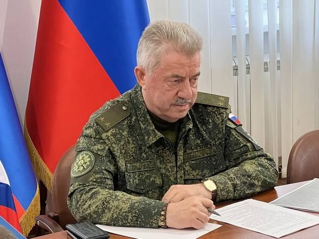 Студентам, прошедшим обучение в Луганском государственном университете имени Владимира Даля на базе, которого Правительство РФ создало военный учебный центр (ВУЦ), будут присваивать офицерские звания