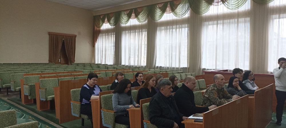 Олег Коваль: 7 февраля в городе Старобельске провел заседание Штаба депутатского и общественного контроля за капитальным ремонтом ГБОУ ЛНР "Старобельский кадетский казачий корпус имени В. Ф. Маргелова"