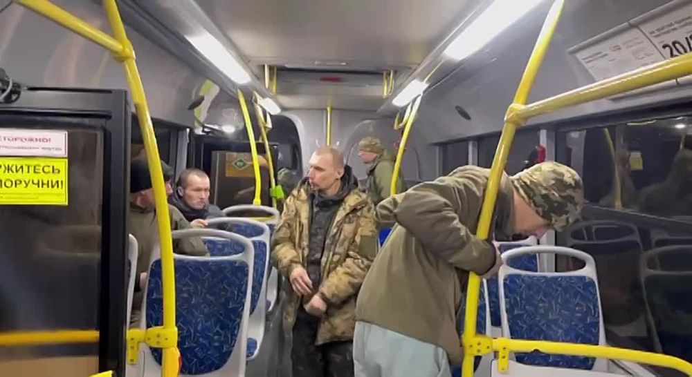 8 ������� � ���������� ������������� �������� � �������������� ��������� ������ ���������� ���������� 100 ���������� ��������������, ������� � ����� ������� ����������� ���������