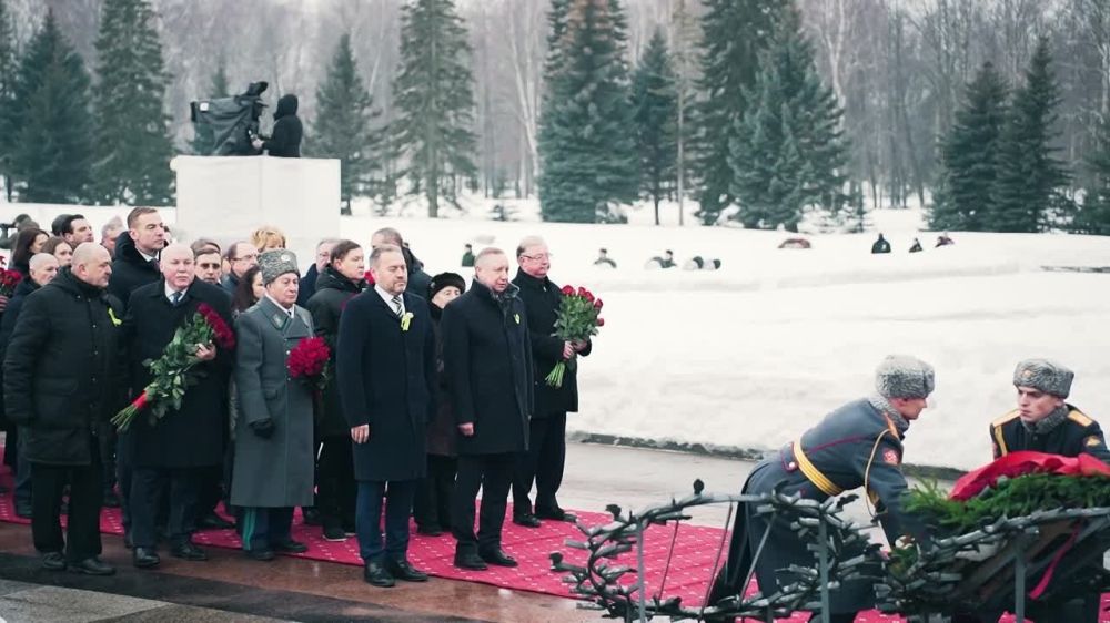 ��������� ���������: 14 ������� � ���� ������������ �������� �� �������-���������� �����������!