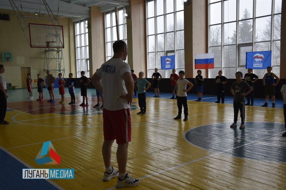 � ������ ������� �������� ����� ������ � �������������� �������������� ������ ������������� �����������