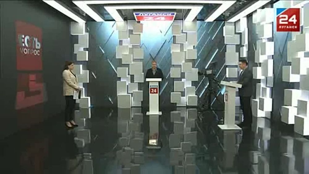 ©©©©© Заместитель Председателя Народного Совета ЛНР Максим Уваров в эфире нового выпуска общественно-политического проекта «Есть Vопрос» на телеканале «Луганск 24» рассказал о возможных причинах обстрела Белгорода боевиками ВФУ