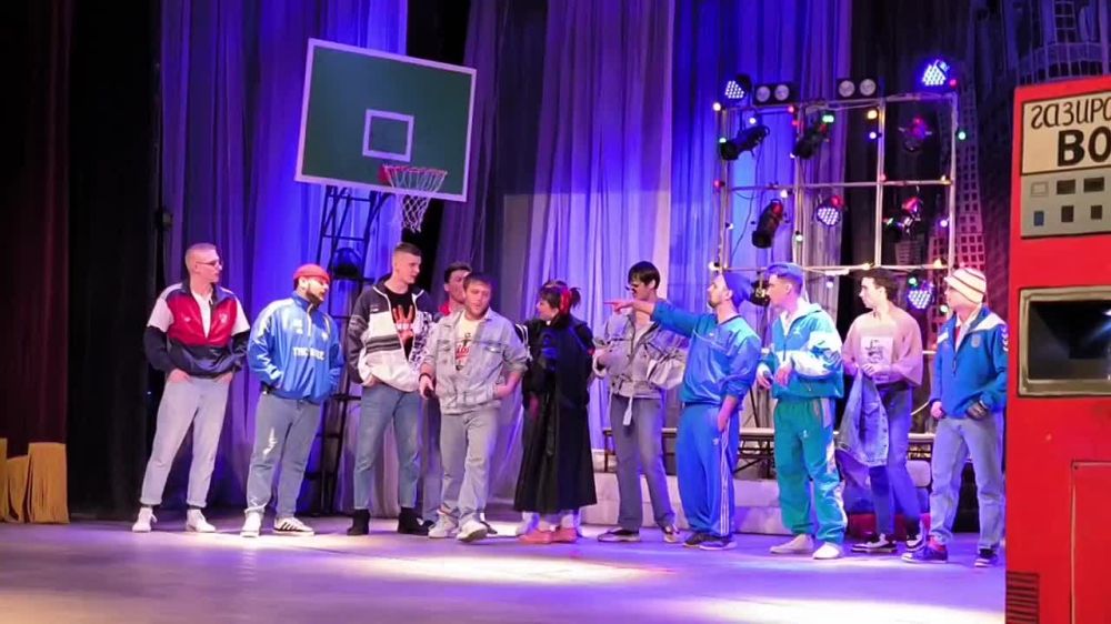 ������ "����� ������. ����� �� ��������" ��������� �������� � ��������� 90-� ����� �������� ����. � ����� ������ ���������� � ����� � ��������� ������ �����������, � ����� ����� �������� � �����