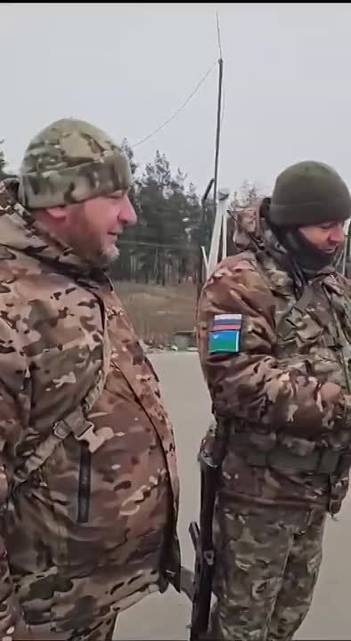 ���� ���������: ����� �������� "�����", ���������� ������ �� ��� � ��������� �������� ����������, � ���������� �������� �������� - 8 ����� - �� �������� � ������� � �������������� � �������������