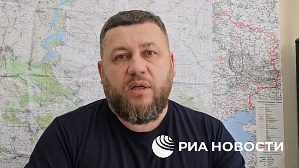 ���-�������� ����� ��� ���, ���������� ���������� ��������������� ������� ������� ��������� ��� �������, ��� ������ ������������� ��������, ������������� �������� ���������� � ��� ������ 4 �����