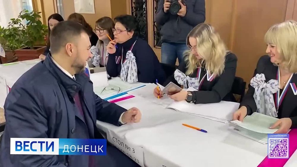 Глава Донецкой Народной Республики Денис Пушилин проголосовал на выборах Президента Российской Федерации