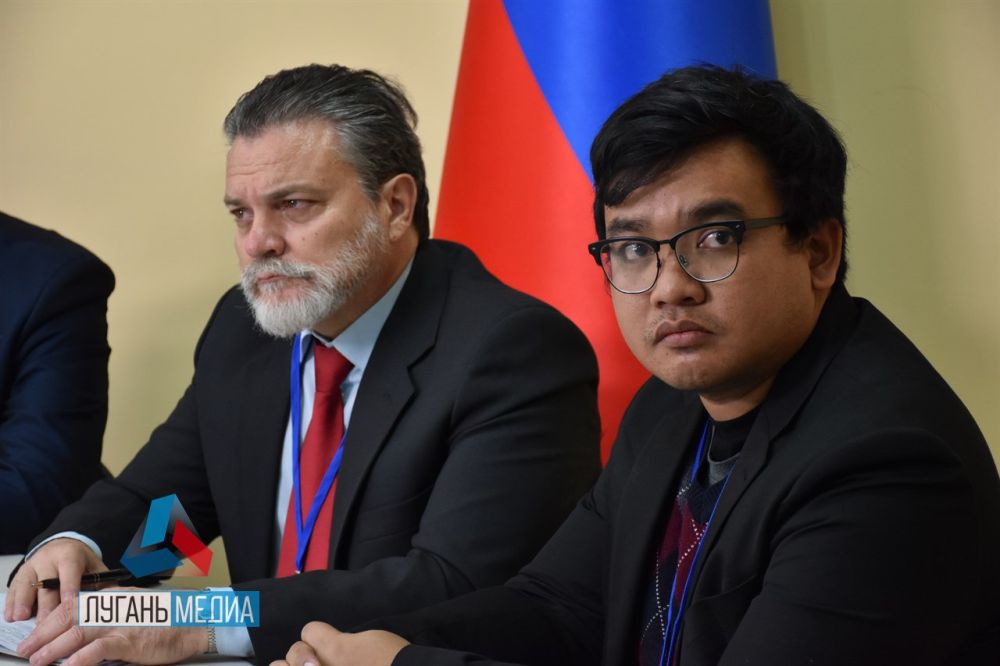 ������� ����� ������, ���������