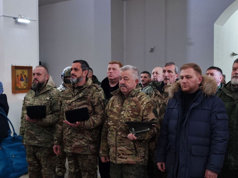 Виктор Водолацкий: По благословению Митрополита Ставропольского и Невинномысского Кирилла состоялось принесение Иконы Божией Матери «Достойно есть» на благословенную Луганскую землю