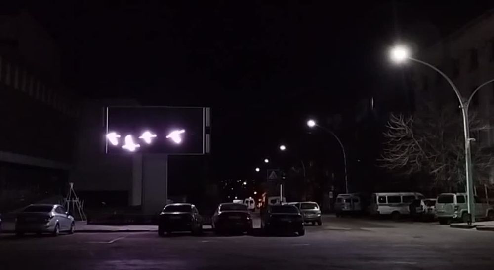 ������� ������������� � �������� ����� "�������" , ������� � ��� ������ �������� ����� ��������� ��������� � "������ ���� �����" � ������