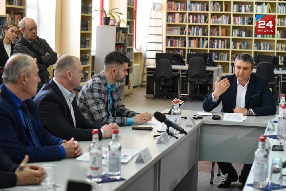 ������� ����, ����������� 10-����� ������ ������� ����� � ��������, ��������� � �������� (������������)