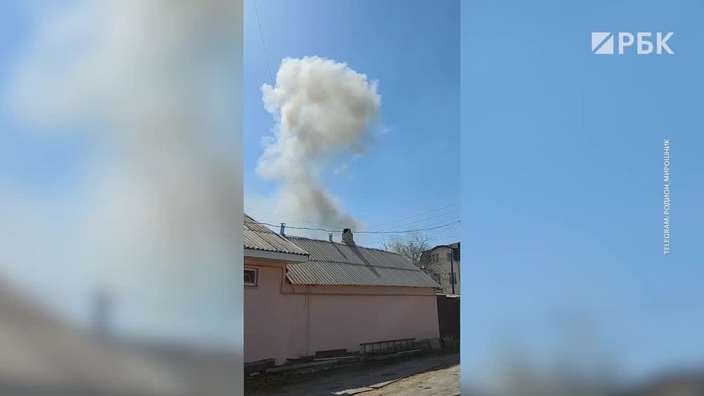 В районе Луганска прогремели два взрыва, сообщил посол по особым поручениям МИД России Родион Мирошник