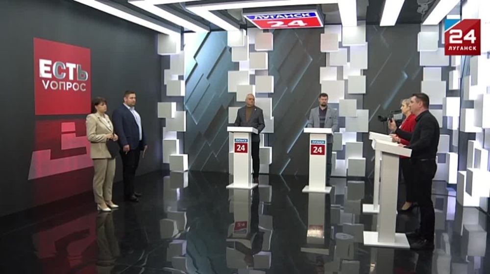 ©©©©© Заместитель Председателя Народного Совета ЛНР, координатор Луганского регионального отделения ЛДПР Максим Уваров в...