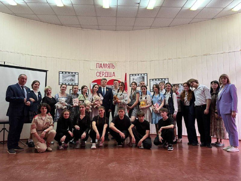 В Луганске состоялся фестиваль патриотической поэзии