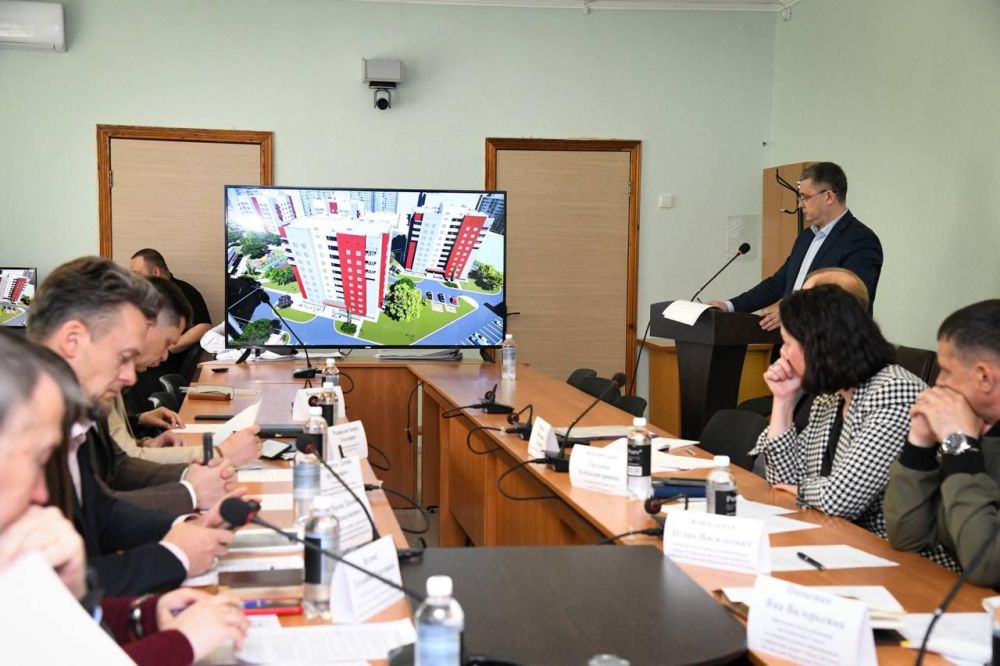 Ход реализации программы жилищного строительства в Республике обсуждался на встрече в Правительстве