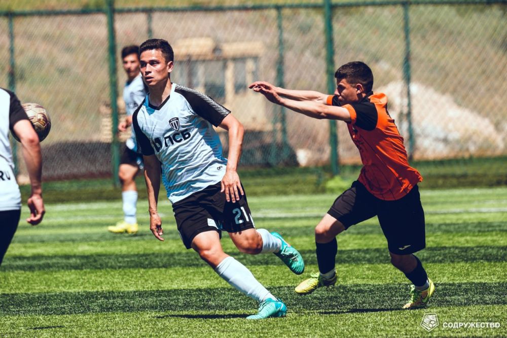 ��������� ����߻ � ���������� ������ 6:1 ��������� � ����� ������ �� ������� (����������, ���)